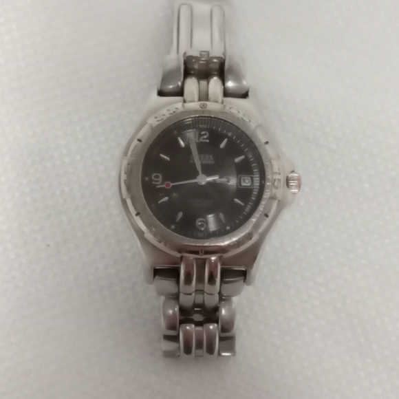 Guess Watch - Picture 2 of 8